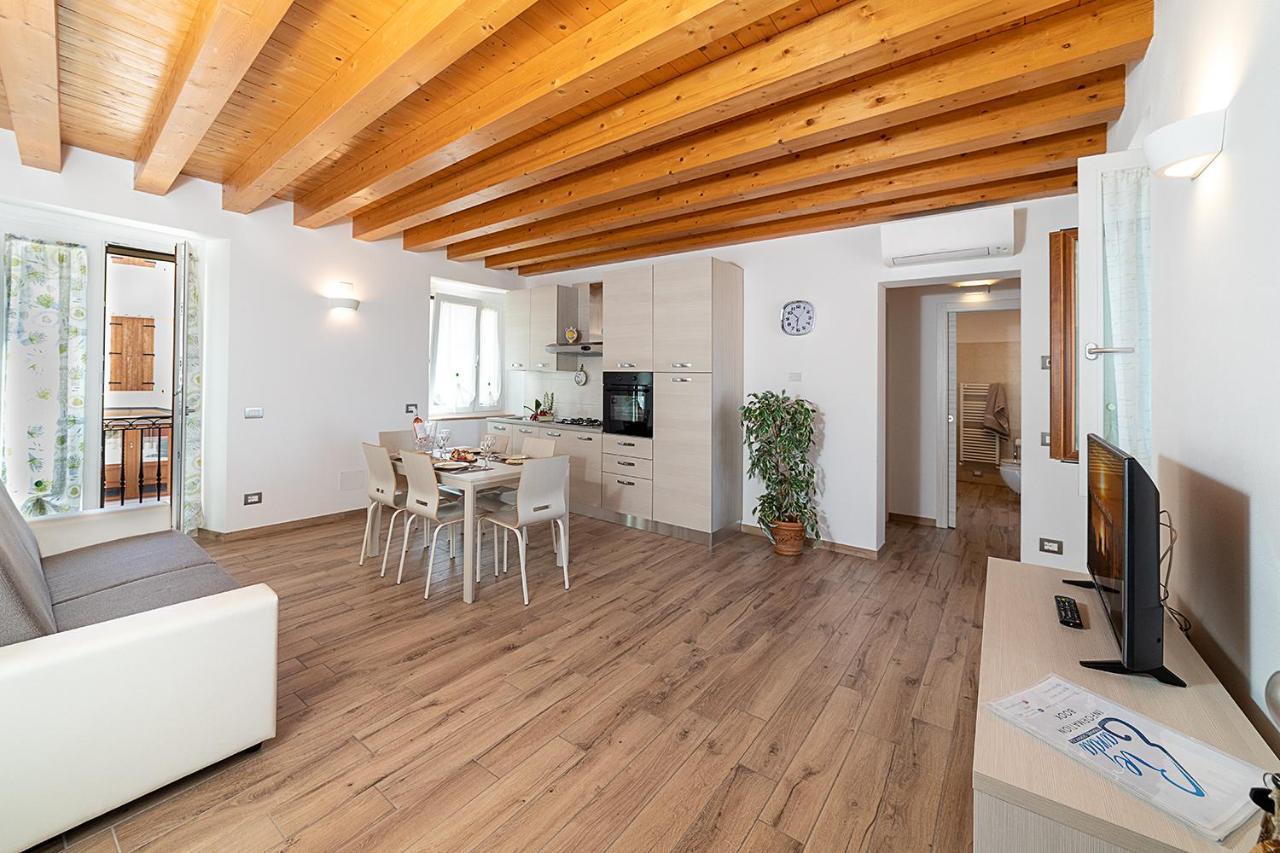 Casa Rossa - Regarda Travel Villa Bardolino Exterior foto