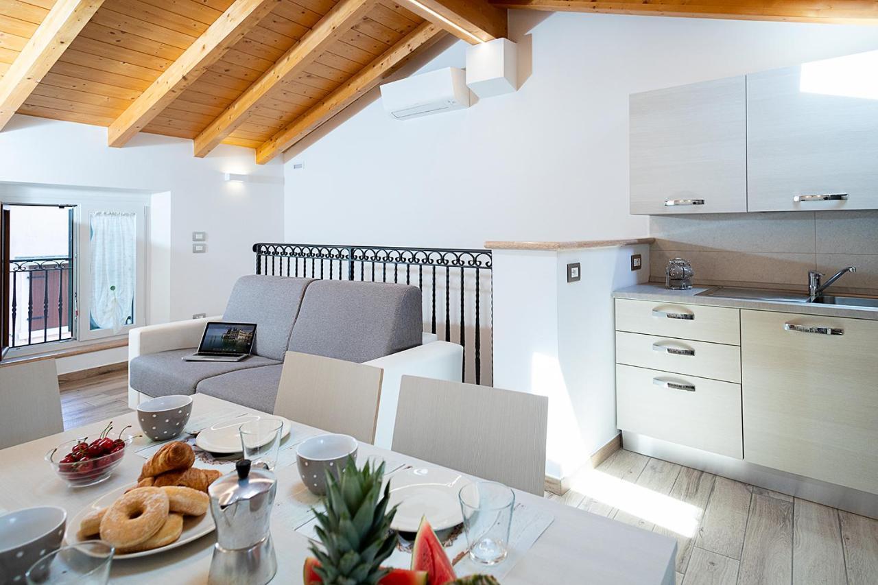 Casa Rossa - Regarda Travel Villa Bardolino Exterior foto